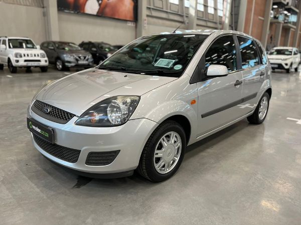 Used Ford Fiesta 1.6i Ambiente 5-dr for sale in Gauteng - Cars.co.za ...