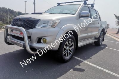 Used Toyota Hilux Gold 3.0 D4D for sale in Kwazulu Natal - Cars.co.za