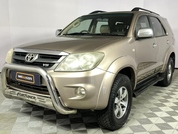 Used Toyota Fortuner 4.0 V6 4x4 for sale in Kwazulu Natal - Cars.co.za ...