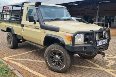 Used Toyota Land Cruiser 79 4.0 Single-Cab for sale in Gauteng - Cars ...