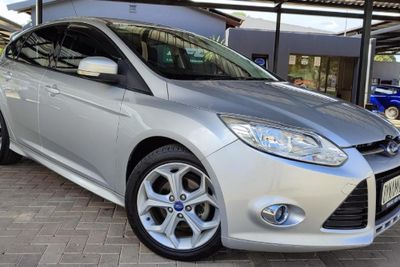 Used Ford Focus 2.0 TDCi Trend Auto for sale in North West Province ...