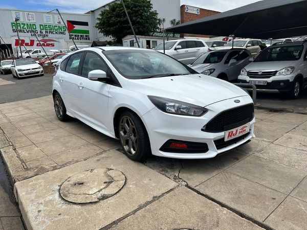 Used Ford Focus 2.0 EcoBoost ST1 for sale in Kwazulu Natal - Cars.co.za ...