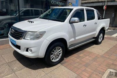 Used Toyota Hilux 2.5 D-4D VNT (106kW) Raised Body Double-Cab for sale ...