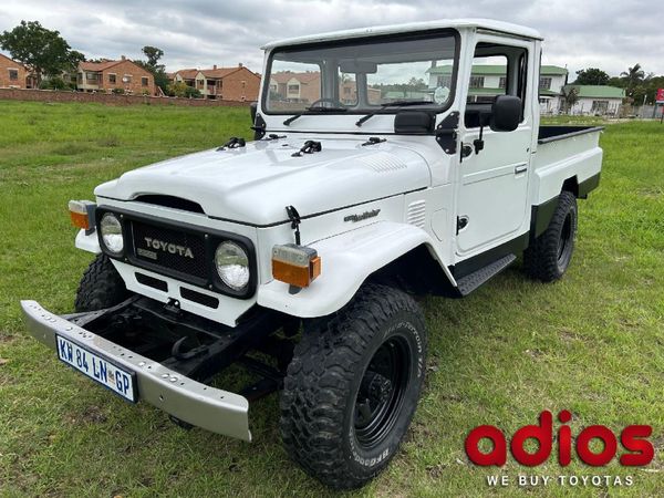 Used Toyota Land Cruiser J45 Land Cruiser 3.6 Pick Up for sale in ...