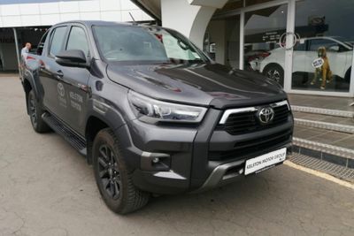 Used Toyota Hilux 2.8 GD-6 Raised Body Legend Auto Double-Cab for sale ...