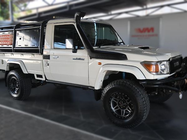 Used Toyota Land Cruiser 79 4.5 4D LX V Single-Cab for sale in Gauteng ...