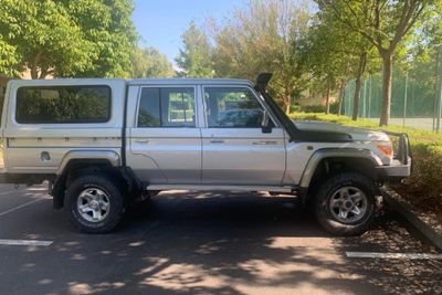 Used Toyota Land Cruiser 79 4.5 D Double-Cab for sale in Western Cape ...