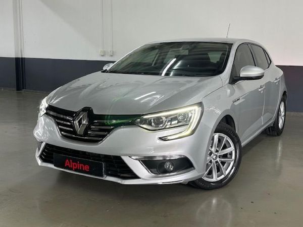 Used Renault Megane IV 1.2T Dynamique for sale in Kwazulu Natal - Cars ...