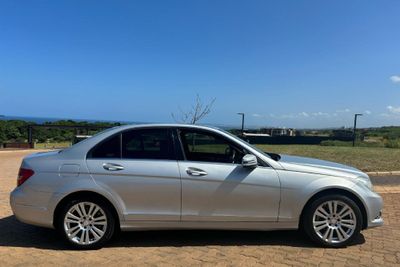 Used Mercedes-benz C-class C 200 Be Elegance For Sale In Gauteng - Cars 