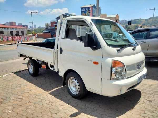 Used Hyundai H100 Bakkie 2.6D Dropside for sale in Gauteng - Cars.co.za ...