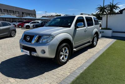 Used Nissan Pathfinder 2.5 dCi 4x4 LE Auto for sale in Western Cape ...