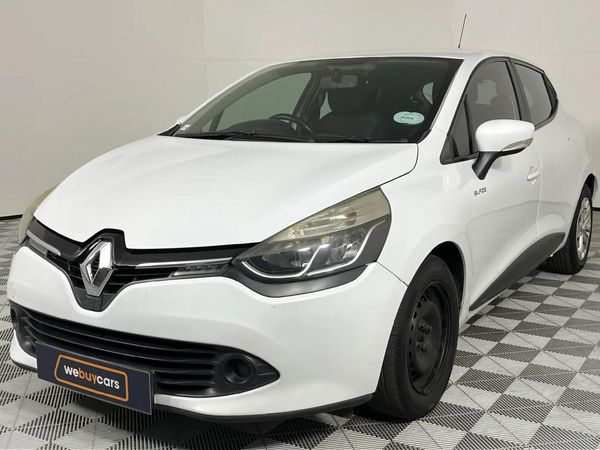 Used Renault Clio IV 900T Blaze Limited Edition 5-dr (66kW) for sale in ...