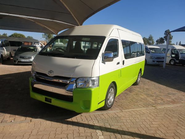 Used Toyota Quantum 2.7 Sesfikile 15-seat for sale in Gauteng - Cars.co ...