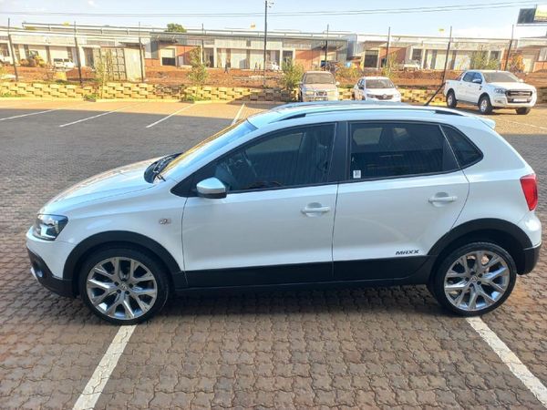 Used Volkswagen Polo Vivo 1.6 Maxx 5-dr for sale in Gauteng - Cars.co ...