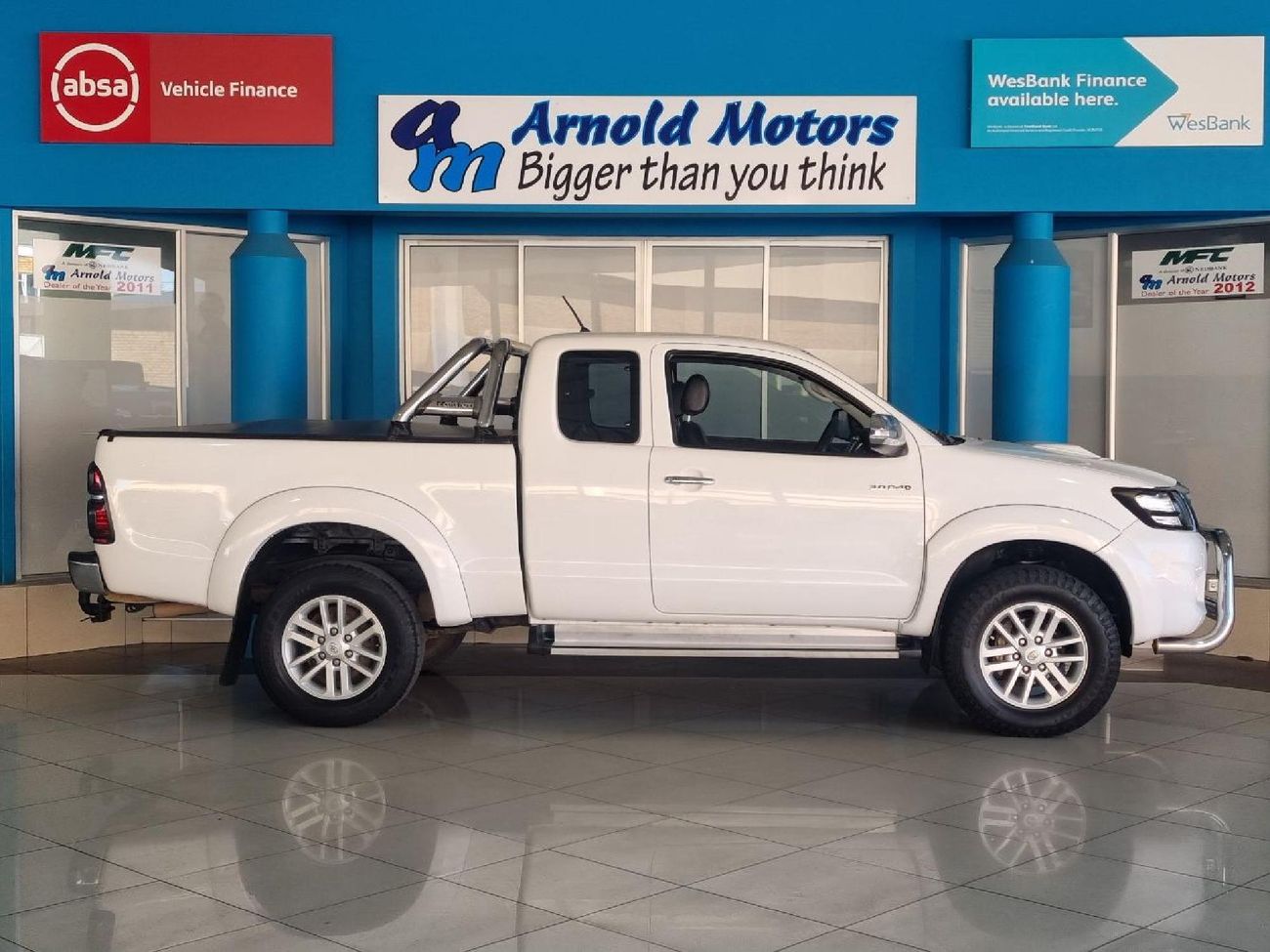 2015-Toyota-Hilux-30-D-4D-