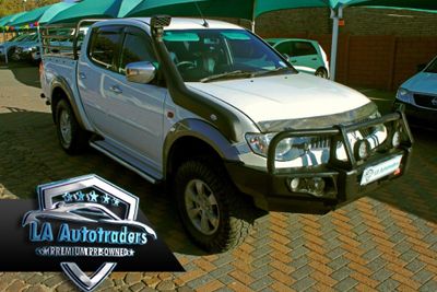 Used Mitsubishi Triton 3.2 DI-D 4x4 Auto Double-Cab for sale in Gauteng ...