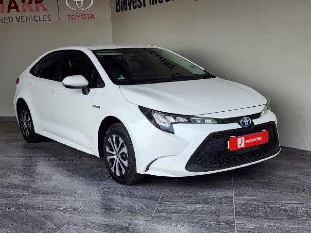 Car listing image