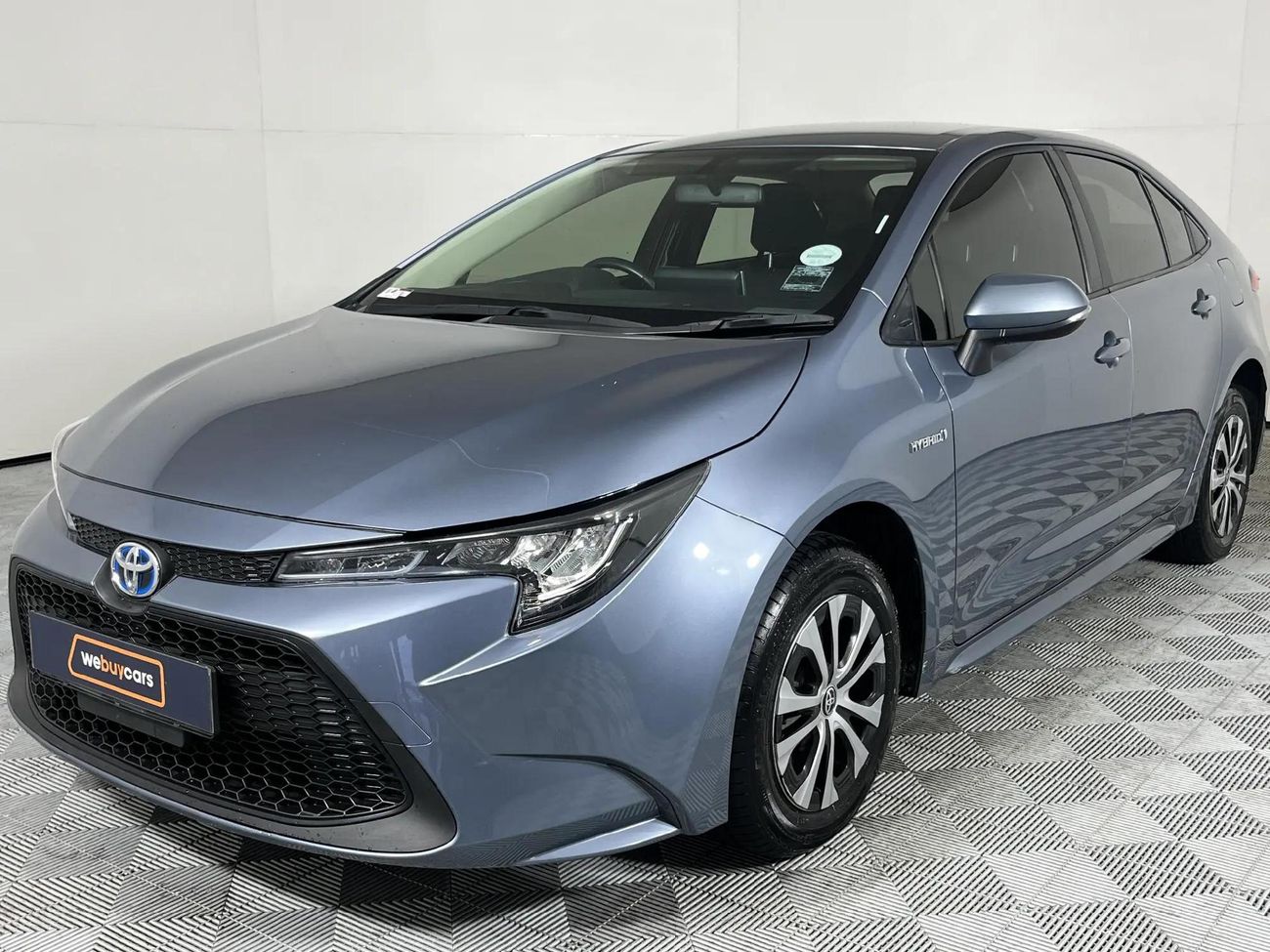 Car listing image