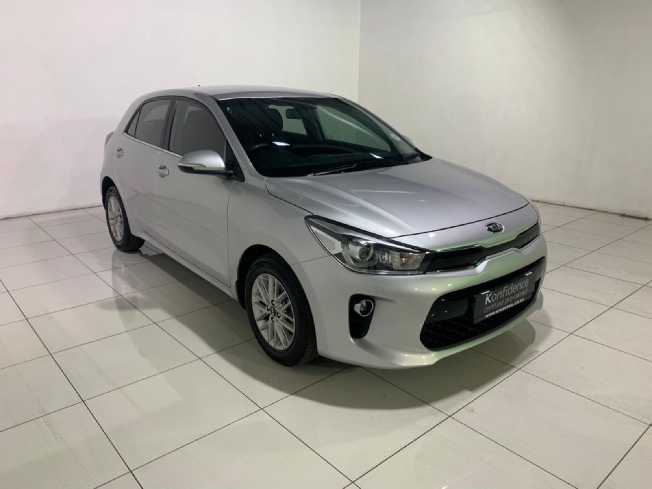 Car listing image