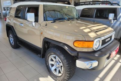 Used Toyota FJ Cruiser 4.0 V6 for sale in Western Cape - Cars.co.za (ID ...