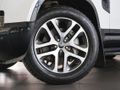 2024 Land Rover Defender 110 D300 HSE X-Dynamic