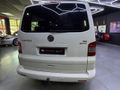 2005 Volkswagen Caravelle T5 2.5 TDI 4Motion (128kW)