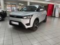 2023 Mahindra XUV 300 1.2T SE | W4
