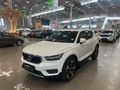 2019 Volvo XC40 T5 Momentum AWD