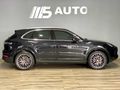2022 Porsche Cayenne Auto