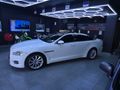 2013 Jaguar XJ Jaguar XJ 3.0D Premium Luxury