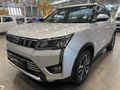 2020 Mahindra XUV 300 1.2T | W8