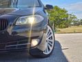 2010 BMW 5 Series 550i Auto