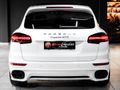 2016 Porsche Cayenne GTS Auto