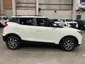 2022 Mahindra XUV 300 1.2T | W8