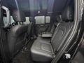 2025 Land Rover Defender 110 D250 X-Dynamic SE