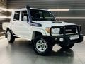 2022 Toyota Land Cruiser 79 4.5 D 70th Edition Double-Cab