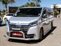 2023 Toyota Quantum 2.8 VX 6-seat