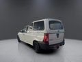 2023 Nissan NP200 1.6 A/C Safety Pack