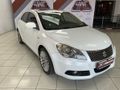 2011 Suzuki Kizashi 2.4 SDLX Auto