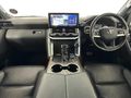 2021 Toyota Land Cruiser 300 V6 3.5 T ZX