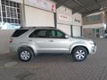 2009 Toyota Fortuner 3.0 D-4D Raised Body