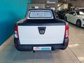 2015 Nissan NP200 1.6 A/C Safety Pack