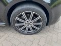 2025 Mercedes-Benz V-Class V300d Exclusive