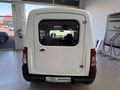 2023 Nissan NP200 1.6 A/C Safety Pack