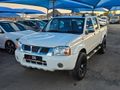 2005 Nissan Hardbody 2400i SE Double-Cab