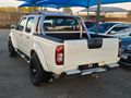 2005 Nissan Hardbody 2400i SE Double-Cab