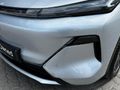 2026 Geely E5 EM-i Apex (Phev)