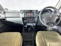 2015 Toyota Land Cruiser 79 4.5 D Double-Cab