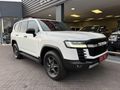 2022 Toyota Land Cruiser 300 V6 3.5 T GR-S