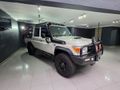 2014 Toyota Land Cruiser 79 4.5-4D LX V